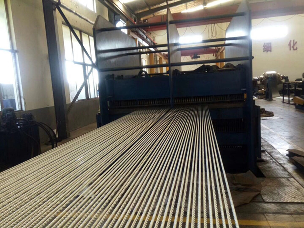 鋼絲繩芯輸送帶主要結(jié)構(gòu)4部分，你知道嗎？