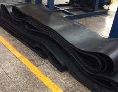 如何避免平皮帶脫皮？