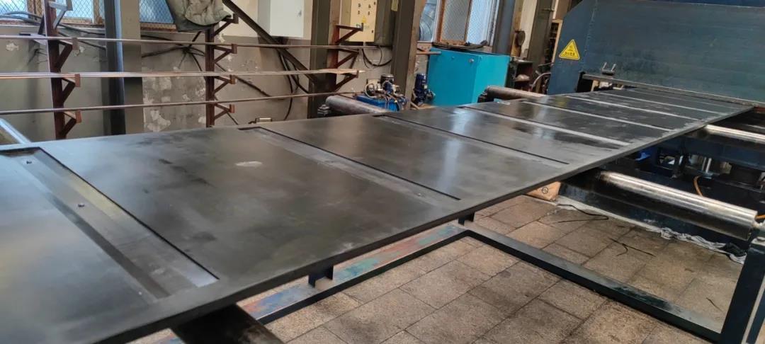 斗提機(jī)輸送帶凹槽結(jié)構(gòu)專利