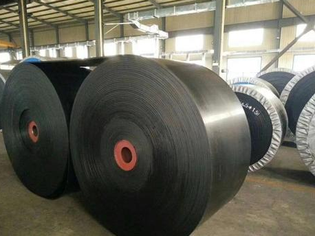 青島輸送帶廠(chǎng)家：耐熱輸送帶耐熱性好、運(yùn)輸效率高、無(wú)噪音